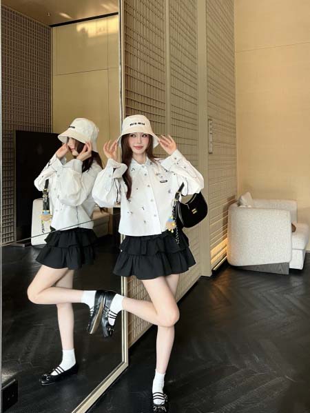 2026年3月6日入荷早春新作 Miumiuシャツファッショ...