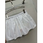 2026年3月6日入荷早春新作 Miumiuハーフスカートファッション/誕生日プレゼント/贈り物 can工場