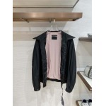 2026年3月6日入荷春秋新作Pradaジャケット高品質DH工場