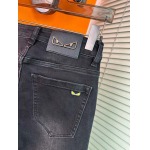 2026年3月18日春夏新作ファッション高品質Fendiジーパン luols工場