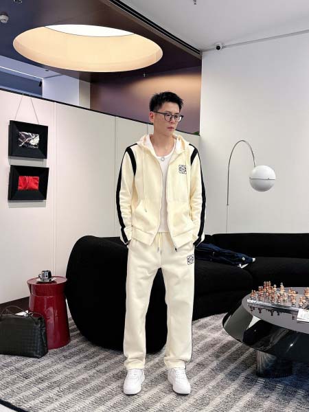 2026年3月25日入荷新作Loewe上下セット 超厳選★高...