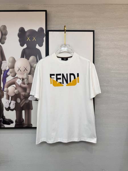 2026年3月29日入荷新作Fendi半袖Tシャツ春夏高品質...