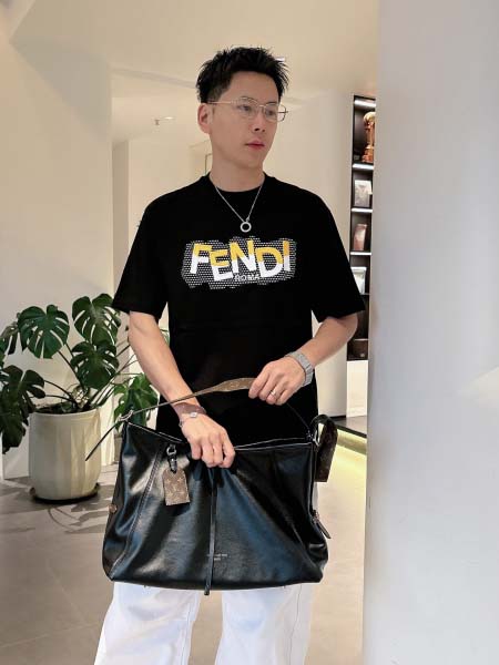 2026年3月29日入荷新作Fendi半袖Tシャツ春夏高品質...