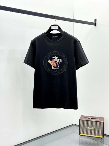 2026年3月31日入荷新作Versace半袖Tシャツ春夏高...