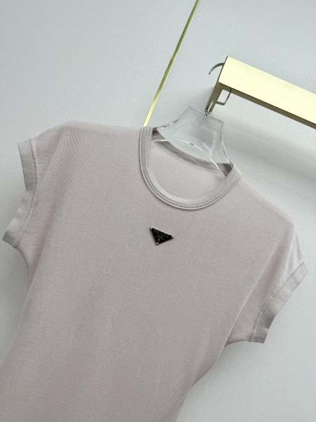 2026年4月4日入荷春夏新作Prada 高級品復刻 女性服 KL工場