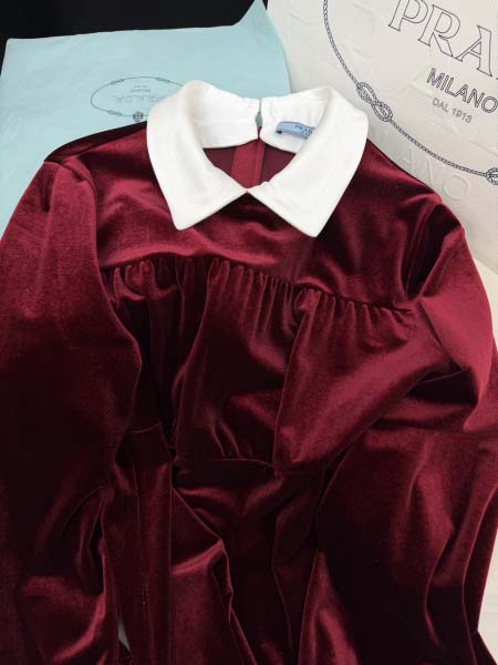 2026年4月4日入荷春夏新作Prada 高級品復刻 女性服 KL工場