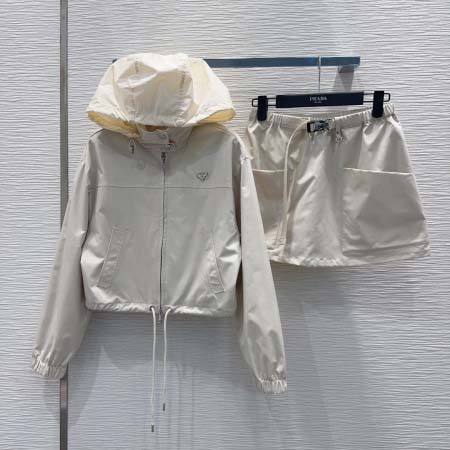 2026年4月4日入荷春夏新作Pradaセット 上下 高級品復刻 女性服 KL工場