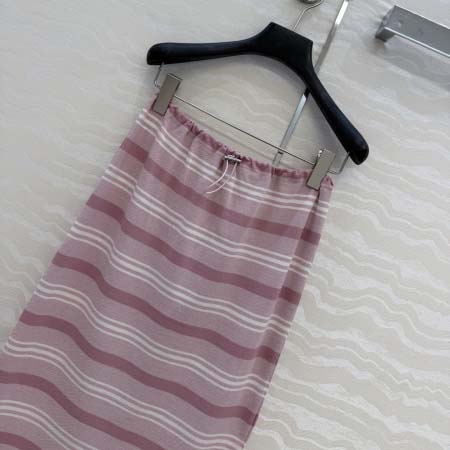 2026年4月4日入荷春夏新作Prada 高級品復刻 女性服 KL工場