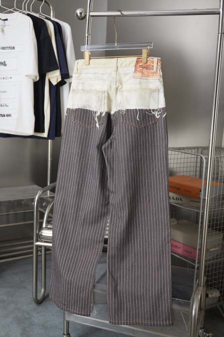 2026年4月18日新作Acneジーパン高品質/誕生日プレゼント/FF工場