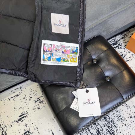 2026年4月18日新作Monclerタンクトップ高品質/誕生日プレゼント/FF工場