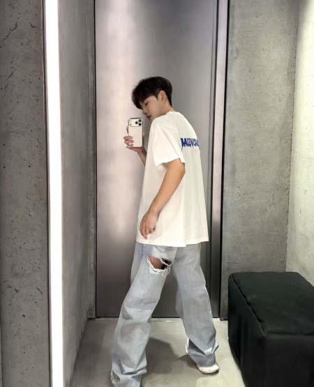 2026年4月19日新作Balenciaga 半袖 tシャツ高品質/誕生日プレゼント/FF工場