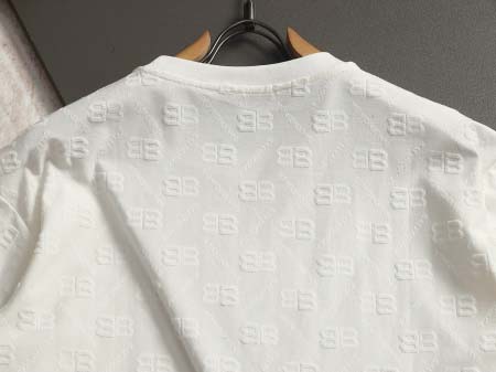 2026年4月27日春夏新作BALENCIAGA半袖 tシャツ激安高品質/誕生日プレゼント/FF工場
