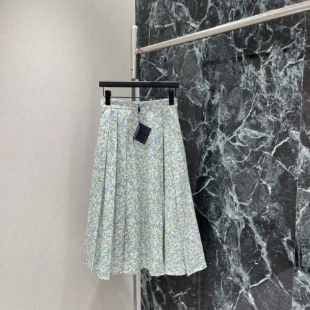 2026年4月4日入荷春夏新作Prada 高級品復刻 女性服...