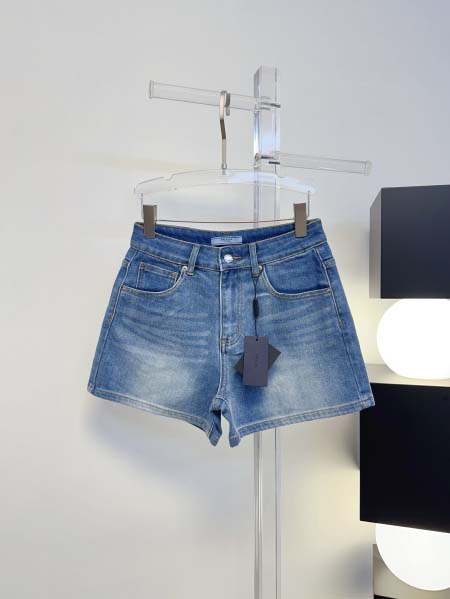 2026年4月4日入荷春夏新作Prada 高級品復刻 女性服...