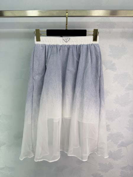 2026年4月4日入荷春夏新作Prada 高級品復刻 女性服...