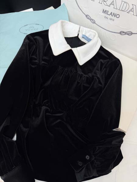 2026年4月4日入荷春夏新作Prada 高級品復刻 女性服...