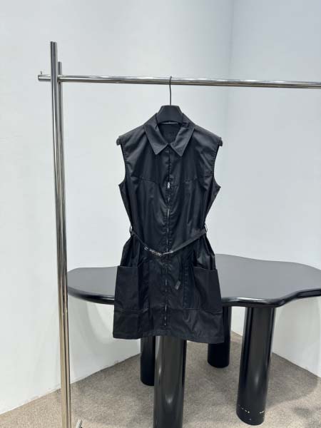 2026年4月4日入荷春夏新作Prada 高級品復刻 女性服...