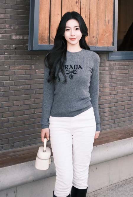 2026年4月4日入荷春夏新作Prada 高級品復刻 女性服...