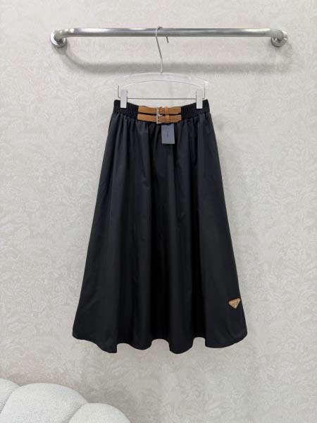 2026年4月4日入荷春夏新作Prada 高級品復刻 女性服...