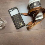 2026年4月10日入荷新作Louis VuittonIphoneケース全機種対応携帯ファッション/誕生日プレゼント/贈り物