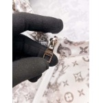 2026年4月15日新作Louis vuitton日焼け止め服高品質/誕生日プレゼント/FF工場