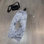 2026年4月18日新作Fendiカーディガン高品質/誕生日プレゼント/FF工場