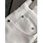 2026年4月19日新作Fendiジーパン高品質/誕生日プレゼント/FF工場