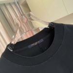 2026年4月22日新作Louis vuitton半袖 tシャツ高品質/誕生日プレゼント/FF工場