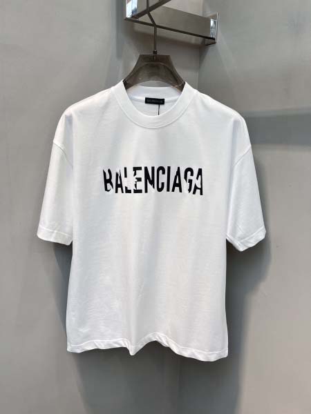 2026年5月11日入荷新作Balenciaga半袖Tシャツ...