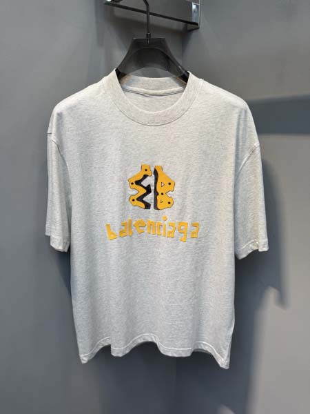 2026年5月11日入荷新作Balenciaga半袖Tシャツ...