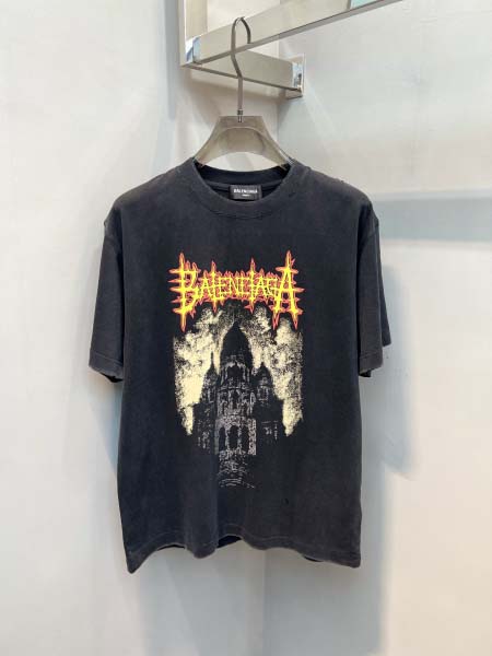 2026年5月11日入荷新作Balenciaga半袖Tシャツ...