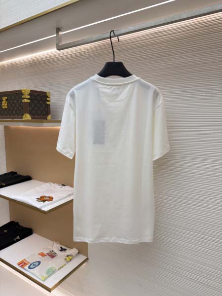 2026年6月18日春夏新作Fendi半袖 tシャツ高品質人気の商品/YGY工場