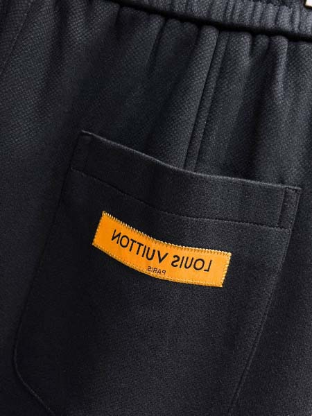 2026年8月19日入荷新作Louis Vuittonスラックス高品質★ファッション/誕生日プレゼント/贈り物/DM工場