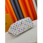 2026年8月8日入荷ヴィトンバッグM27582 Monogram:32.5x32.5x15CM人気の新作/誕生日プレゼント/ZC工場