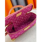 2026年8月8日入荷ヴィトンバッグM29548 LV Onthego BBMonogram+OK   2011人気の新作/誕生日プレゼント/ZC工場