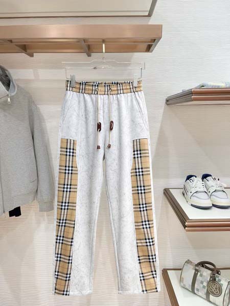 2026年8月19日入荷新作Burberryスラックス高品質...