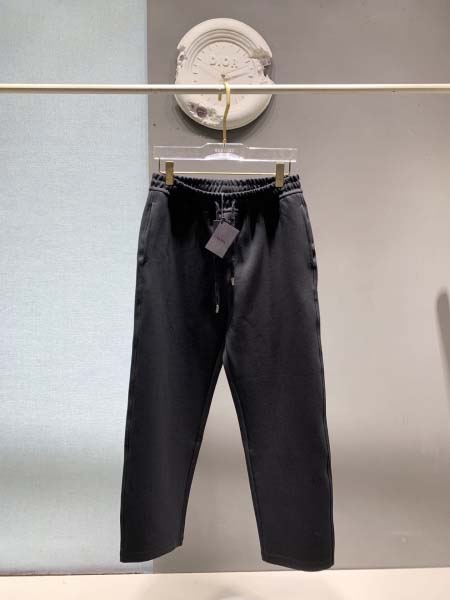 2026年8月27日秋冬新作Pradaズボン高品質人気の商品...