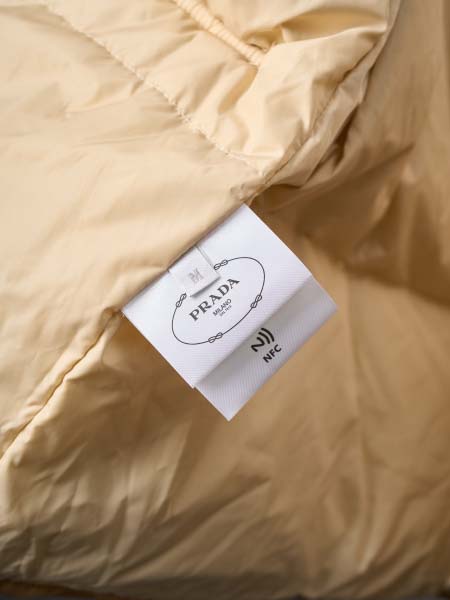 2026年9月5日秋冬新作PRADA半袖 tシャツ高品質人気の商品/YGY工場