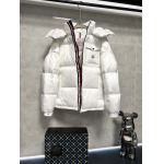 2026年9月15日秋冬新作Monclerダウンジャケット高品質人気の商品/YGY工場