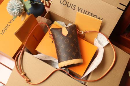 2026年10月15日新作高品質Louis Vuitton 財布 M80874  Fold Me  Monogram ，， /LH工場