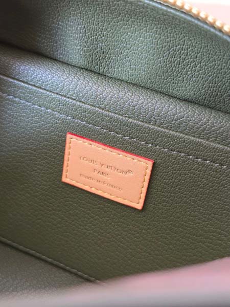 2026年10月15日新作高品質Louis Vuitton バッグM26963  DOIT Locker Dopp Kit rell /LH工場