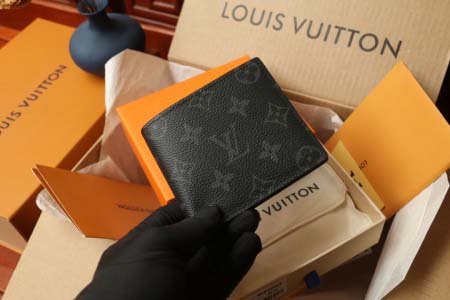 2026年10月15日新作高品質Louis Vuitton 財布M64002 SLENDER  Monogram Eclipse，Slender_ /LH工場