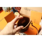 2026年10月15日新作高品質Louis Vuitton 財布 M80874  Fold Me  Monogram ，， /LH工場