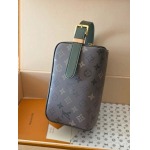 2026年10月15日新作高品質Louis Vuitton バッグM26963  DOIT Locker Dopp Kit rell /LH工場