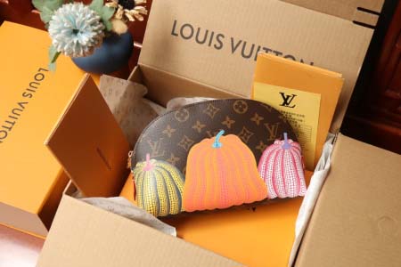 2026年10月15日新作高品質Louis Vuittonバ...