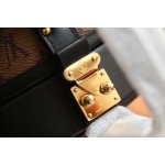 2026年10月15日新作高品質Louis Vuitton バッグ財布M43514te Boite Chapeau ，size：17.5-16.5-7.5cm /LH工場