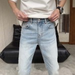2026年10月16日入荷新作Pradaジーパン高品質超厳選★入手困難/KB工場