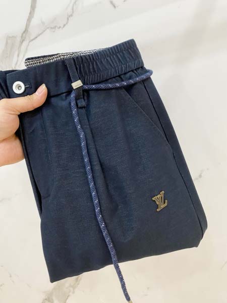 2026年10月27日入荷秋冬新作Louis Vuitton...