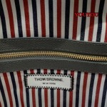 2022年11月秋冬高品質人気新作入荷THOM BROWNE ブランドバッグ人気 youyou工場45.*26.5*20.5cm