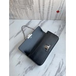 2023年春夏新作入荷 CELINE バッグ qb工場 size:33X13X5